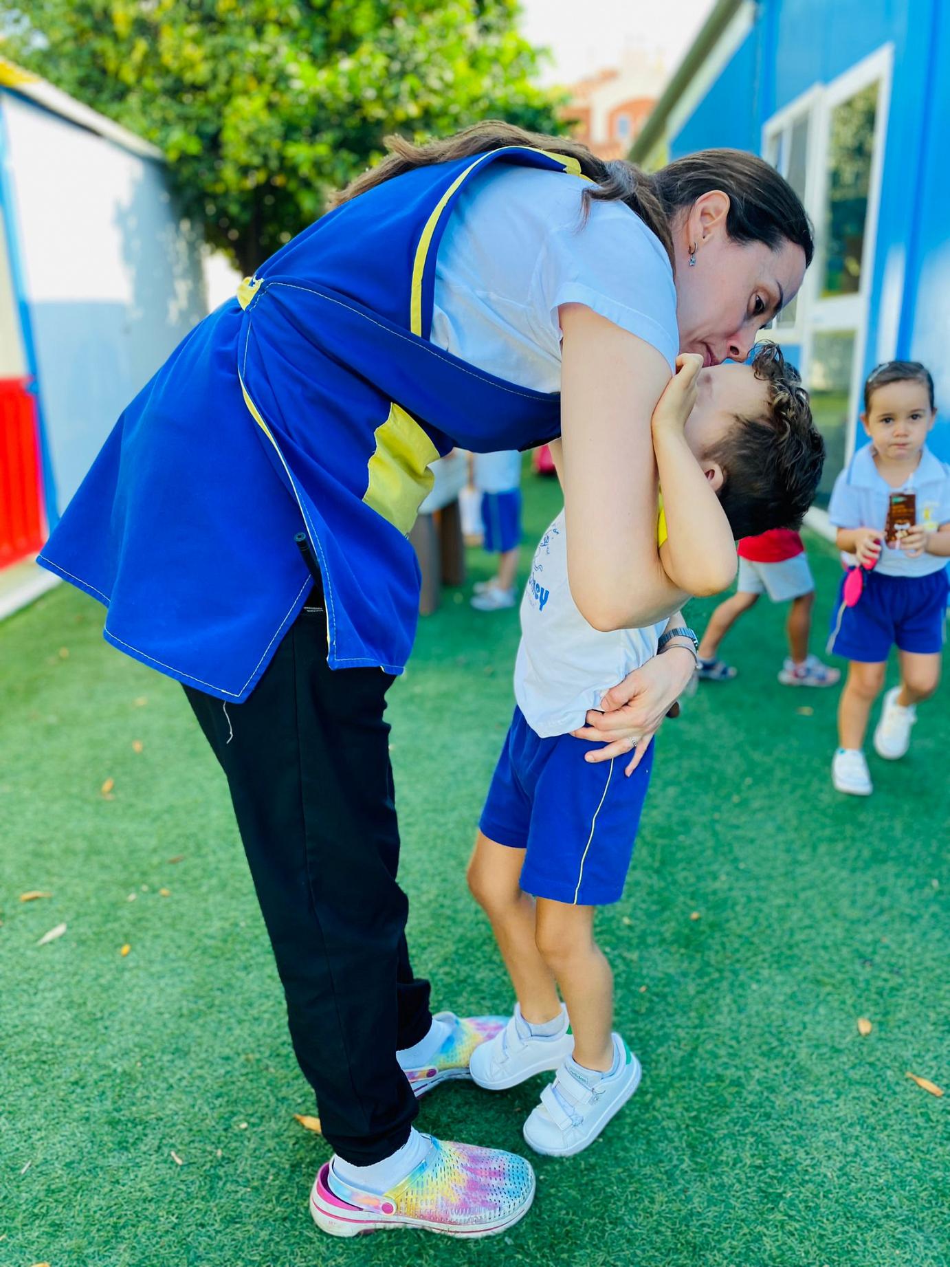 Conoce a la tutora/or de tu hijo/a Conoce a la tutora/or de tu hijo/a