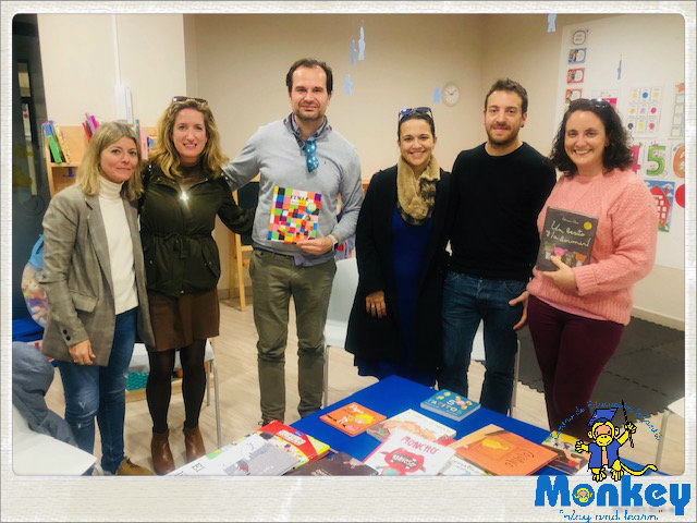 Fabulosa Carmen Allepuz en la escuela de padres y madres en el día de ayer en CEI Monkey Espartinas.